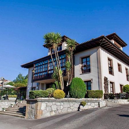 Hotel La Boriza Andrín Exteriör bild