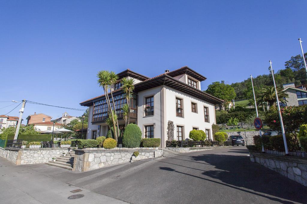 Hotel La Boriza Andrín Exteriör bild